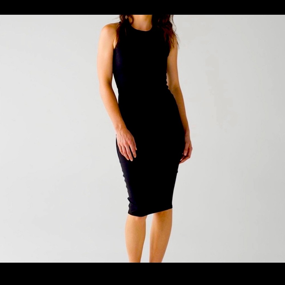 Lululemon Picnic Play Dress Black, size 2